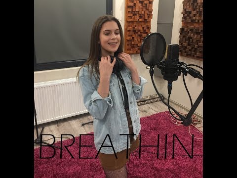 Breathin - Ariana Grande (Cover made by Agnieszka Nowakowska)