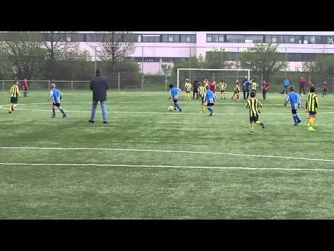 Brederodes F2 vs IJFC F3 28 april 2012.m4v