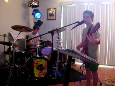 Gold-N-Fire, 8 and 10 year old play Schools Out For Summer from Alice Cooper