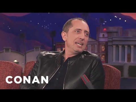 Gad Elmaleh a absurdity v anglickém jazyce