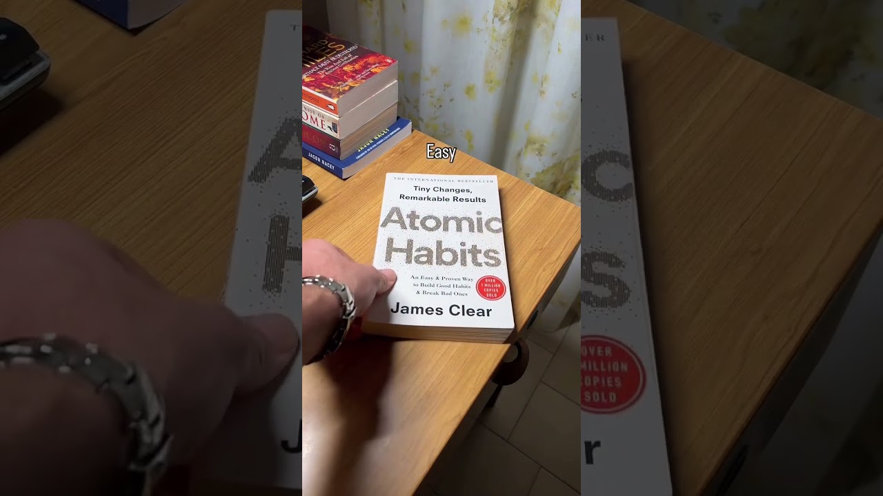 5 Books In Order Of Difficulty That Everybody Must Read