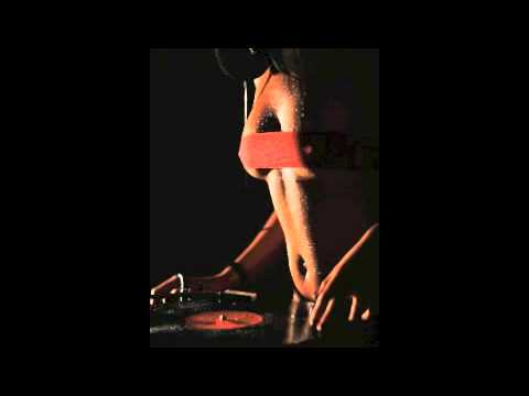 DJ Hypnosis & DJ Lungzo feat Aubrey - Move Me (Original)