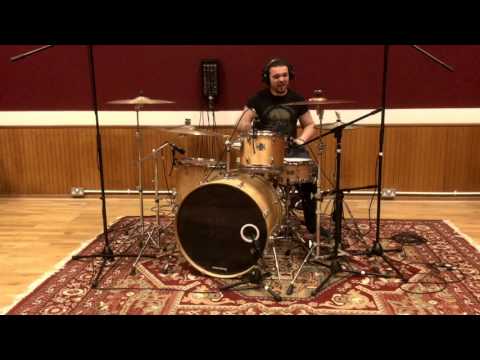 Iron Maiden - 2 Minutes To Midnight DRUM COVER
