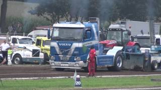 preview picture of video 'Tractorpulling Lochem 2012 : Vlastuin Agro Volvo FH16'
