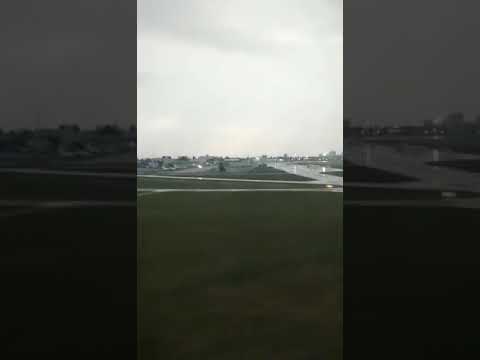 Жесть!!! РЕАЛЬНАЯ АВАРИЙНАЯ ПОСАДКА САМОЛЕТА В ЖУЛЯНАХ...