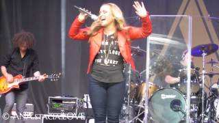 Anastacia - Seasons Change live Leipzig 08.08.15