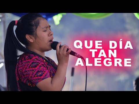 Lea Cristian y la Int. Banda Apocalipsis - Que Día tan Alegre | CONCIERTO SOLOLÁ 2017