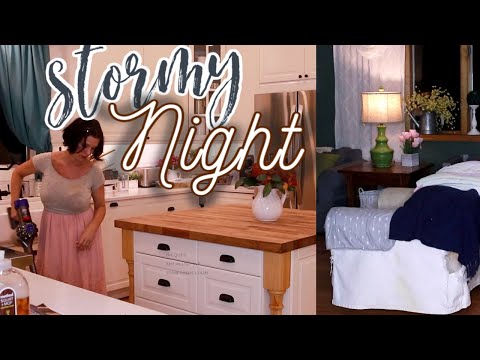 RELAXING CLEAN WITH ME 2020 | STORMY SUMMER NIGHT ROUTINES AT HOME ☔️🌙