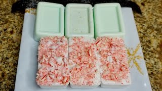 HOW TO MAKE SOAP | The Perfect gift | Vlogmas 16