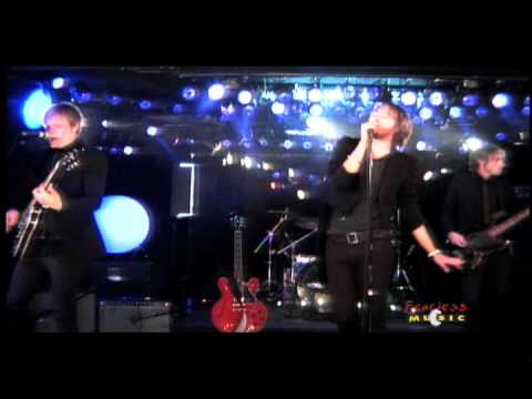 Your Vegas - In My Head - Live on Fearless Music