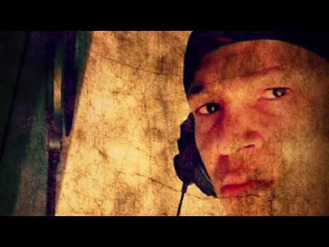 Chaud chaud feat Phoenix   Mrikino