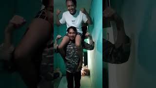 Download lagu GENDONG DI ATAS PUNDAK RASANYA MAU JATOH🤣🤭 mp3 Download lagu GENDONG DI ATAS PUNDAK RASANYA MAU JATOH🤣🤭 mp3