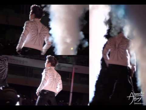 [FANCAM] 110813 JUNHO Incheon Hallyu Concert - Hands Up