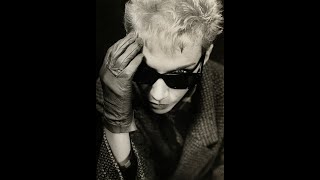 Annie Lennox - &quot;I Put A Spell On You&quot;