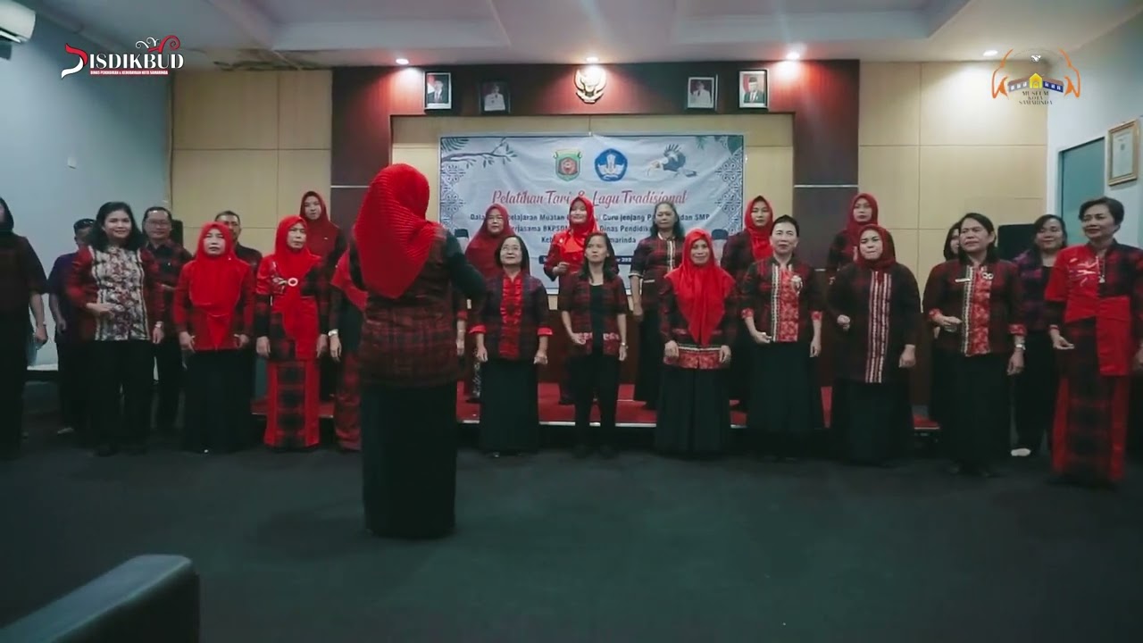 PELATIHAN TARI & TARI TRADISIONAL DINAS PENDIDIKAN DAN KEBUDAYAAN KOTA SAMARINDA