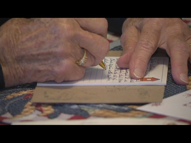 98-year-old grandmother has written 7,000 letters to soldiers