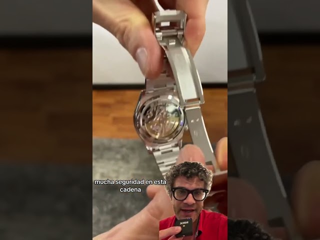 Vídeo relacionado con ROUHO Acero Inoxidable Cierre Despliegue Hebilla Reloj Liberación Rápida Correa Cierre para Rolex Submariner Date Daytona-Plata Pulida 16mm