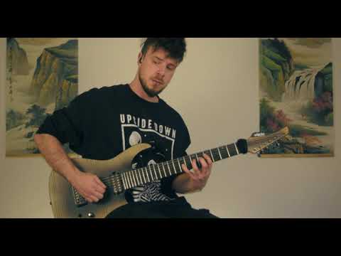 Playing a riff but my brain crashed