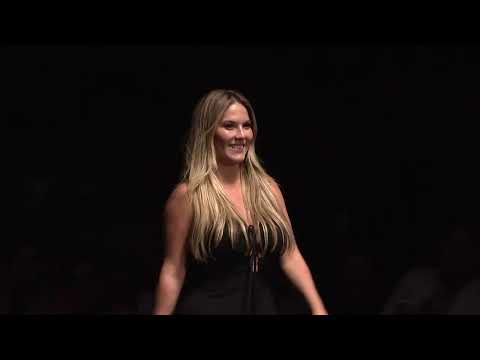 DESFILE THELMA ESPINA