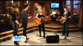 Crystal Bowersox performs How Long