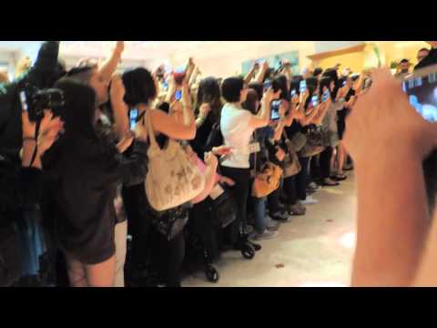 JIB5-Jensen before the photo op session