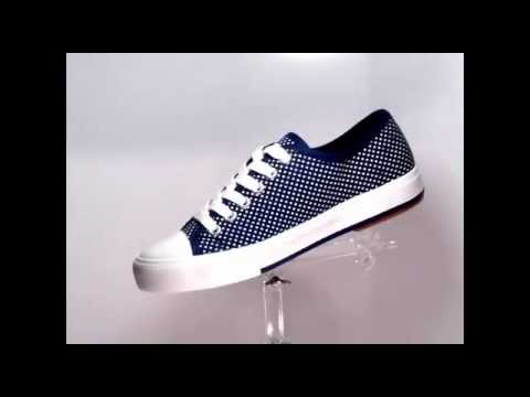 B 8853 BLUE Polka-Dots Sneakers