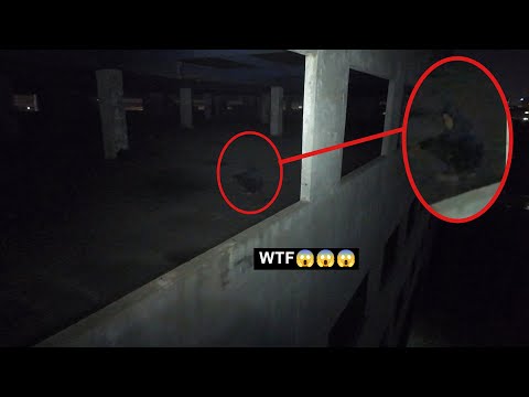 Ketika drone melihat ini di Gedung Berhantu Bekasi JANGAN coba masuk! kabur...