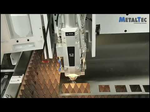 Оптоволоконный лазерный станок для резки металла MetalTec 1530B (2000W), видео 2