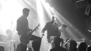 Smash into pieces - i am fading