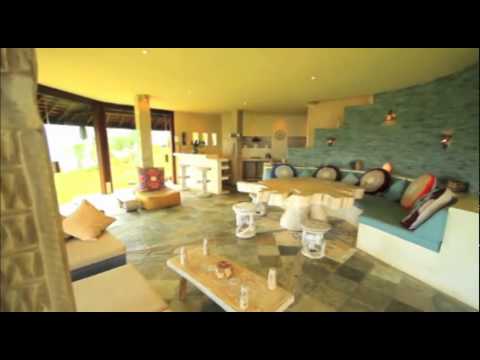 Bali Luxury Beachfront, KembangDesa 2BR Villa Tabanan. For Rent or Sale. balikembangdesavillas.com