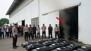 Download lagu SURABAYA HEBOH‼️ Warga Temukan Gudang Berisi Puluhan Kantong Mayat, Fakta di Baliknya Bikin Merin mp3
