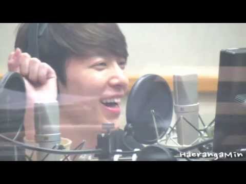 [Fancam] 140407 Sukira Donghae - 해맑은 동해 ^^
