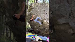 Video thumbnail of Golden Power Shower, V7. North Bend