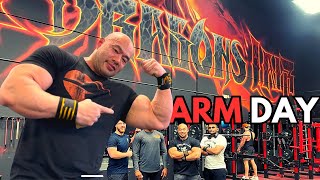 ARM DAY BLAST AT THE DRAGON'S LAIR GYM | BEST GYM IN LAS VEGAS | GYM REVIEW