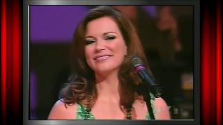 MARTINA MCBRIDE &quot;PICK ME UP ON YOUR WAY DOWN&quot; LIVE