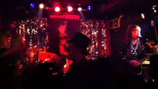 Primitive - Ultra Twist / THEEE MAD