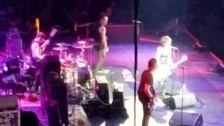 Tribute to Michael J. Fox fans by Joan Jett...