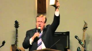 preview picture of video 'Bishop Les Higgins @ Cave City Church of God 8-26-2012'