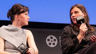 Sandra Wollner and Carla Hüttermann on Everytime