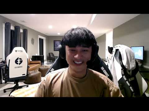 Who's that guy behind jerax?