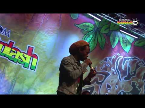 Here Comes Trouble   Chronixx ft  Jah9, Jesse Royal & ZincFence Redemption   Rototom Sunsplash