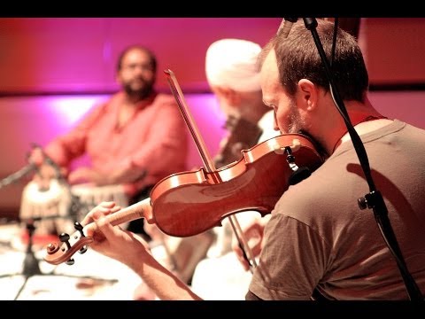 Ustad Surjeet Sing and Craig Monk - Raag Madhuvanti