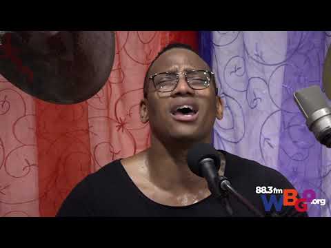 Pedrito Martinez Group performs "La Luna" on WBGO