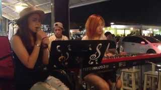 Creeps-Radio Head Piano Cover. By Gift band @Cour' de Cafè