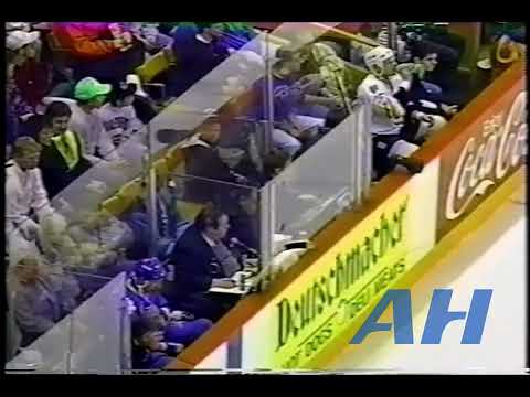 NHL Jan. 9, 1992 Chris Nilan,BOS v Greg Smyth,QUE Boston Bruins Quebec Nordiques