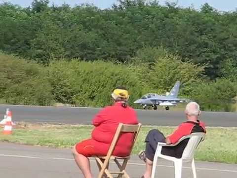 Vol  Yak 130-Mitten Russe Marmande 22-07-2014