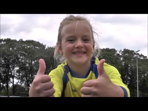 CLASSIC - 8 JARIGE BIRGIT DEBUTEERT VOOR MO13-1 #2