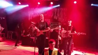 Vassendgutane liv -siste dans