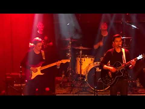 Attic. Live @Bonn Harmonie – Truth  Over Suspicion