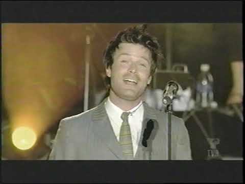 Céline Dion et Mes Aïeux  -  Dégénérations / Le Reel Du Fossé  -  Céline sur les Plaines    2008